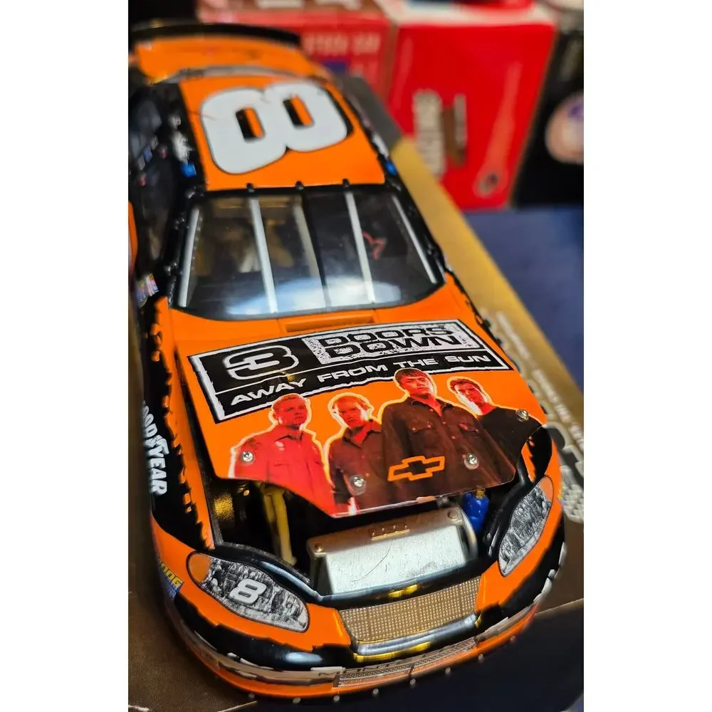 Tony Stewart #8 3 Doors Down 2003 Monte Carlo Action Elite 1:24 NASCAR Diecast